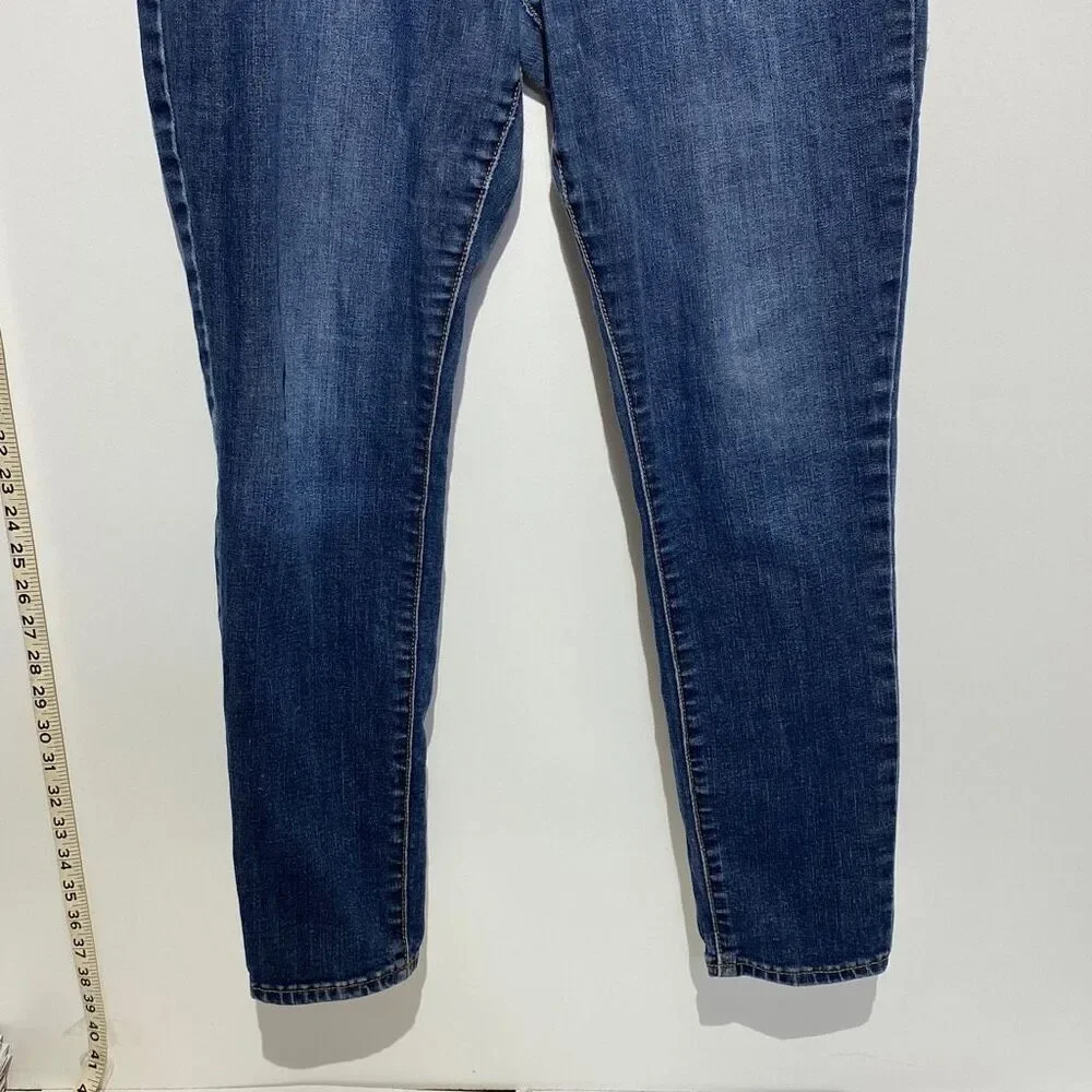 Old Navy Rockstar Women's Mid-Rise Tapered Denim Jeans Blue Size‎ 12